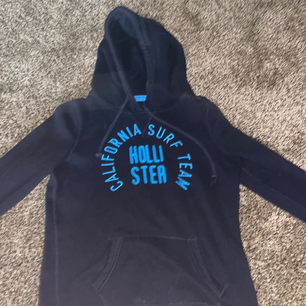 Hollister hoodie, size small